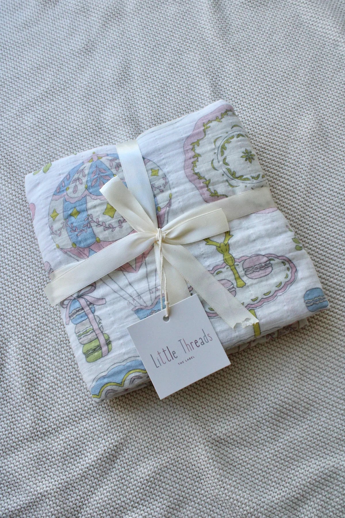DREAMY CAROUSEL MUSLIN BLANKET