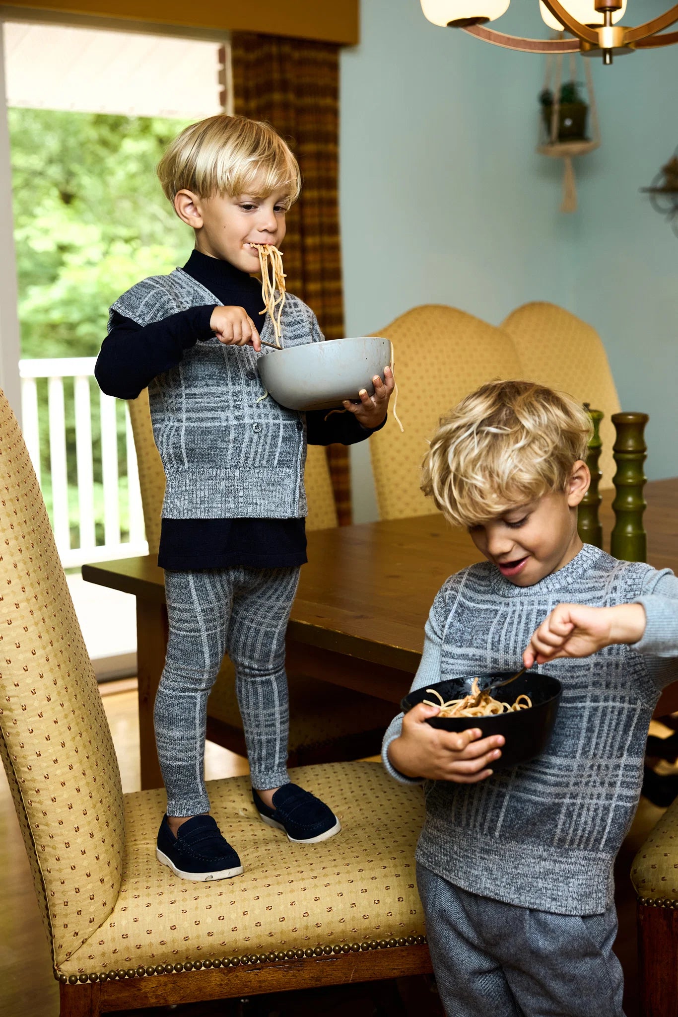 Le Bourdon Grey Plaid Knit Vest Set