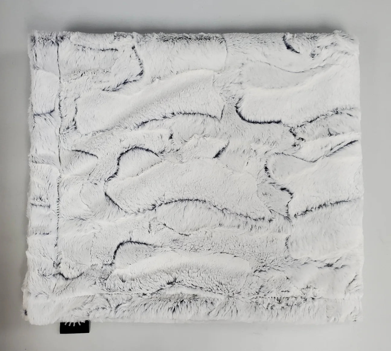 Frost Hide Navy DS Minky Blanket