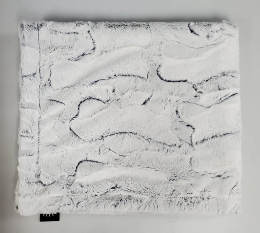 Frost Hide Navy DS Minky Blanket