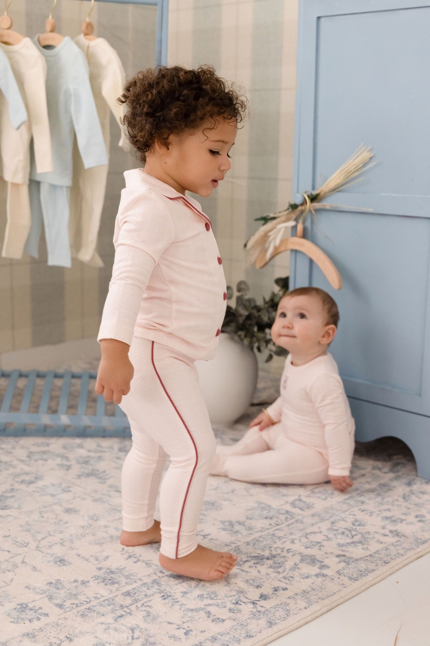 Snuggly Bear Chevron 2 Pc Set - Pink
